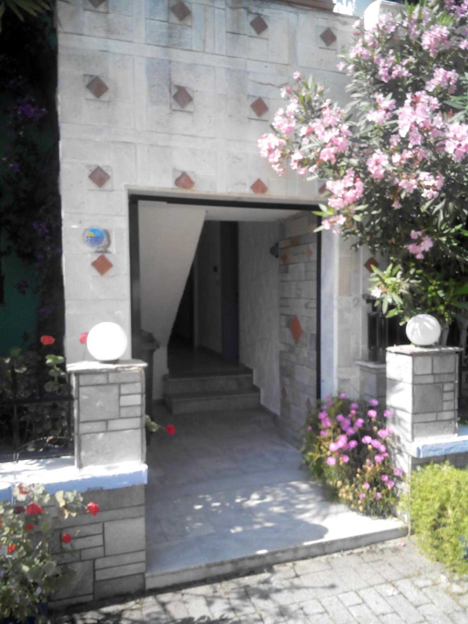 Tassos 2 Aparthotel เปฟโกโฮรี ภายนอก รูปภาพ